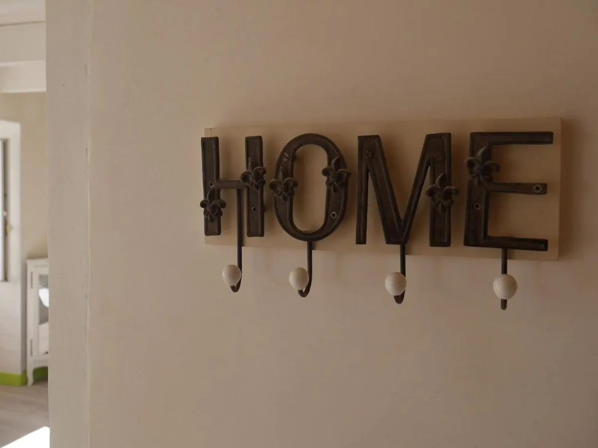 Holiday home Maison Cosy Avec Jardin, Centre De Sauzon, 200M Du Port, 3 Chambres, Wifi, Terrasse Et Barbecue - Fr-1-418-211
